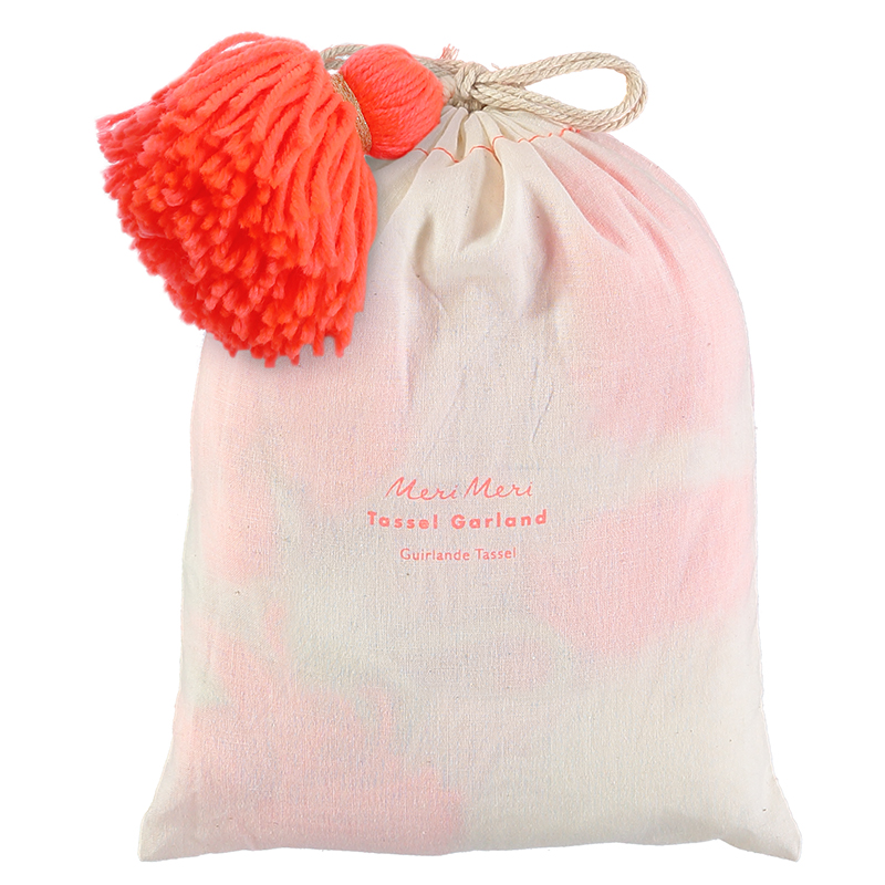 Sac-coton-pompons-fluo-rose-deco-guirlande-pomons-merimeri-paris15