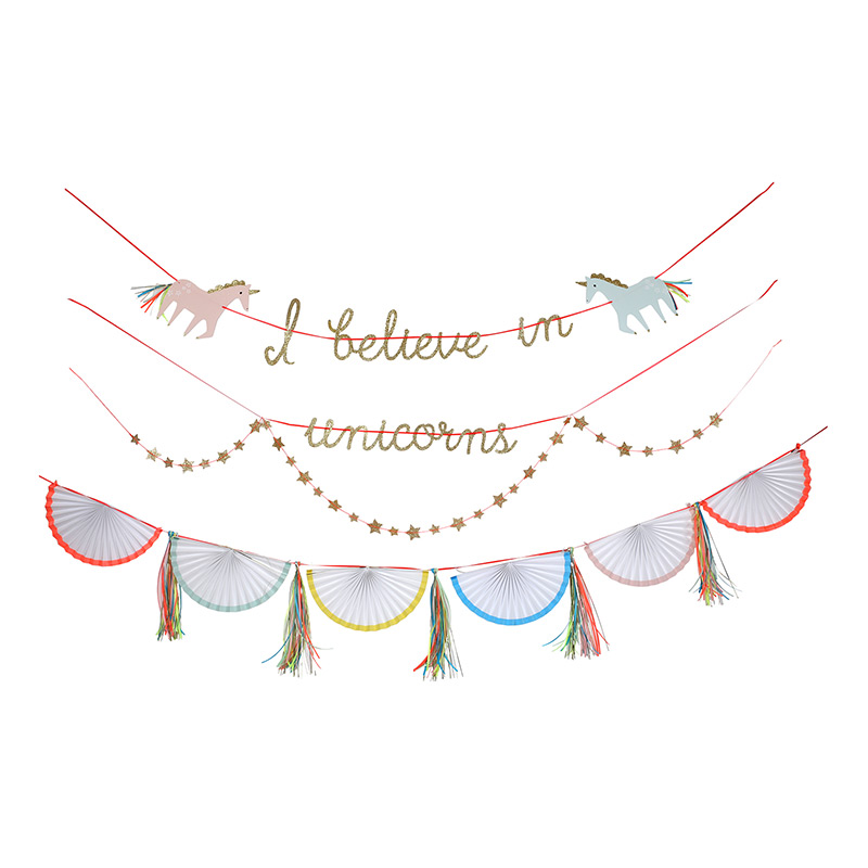 Licorne-guirlande-ouverte Licorne-guirlande-ouverte